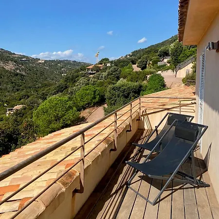 度假居 Les Terrasses De Scalegiu *